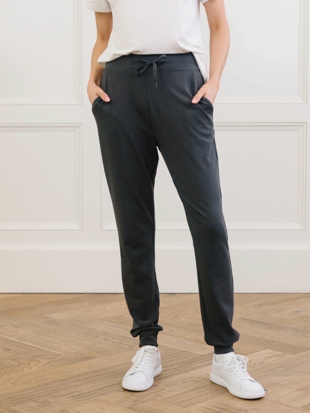 Cozy Earth Women's Bamboo Jogger Pant Charcoal Gray Lounging Cozy Sz Medium